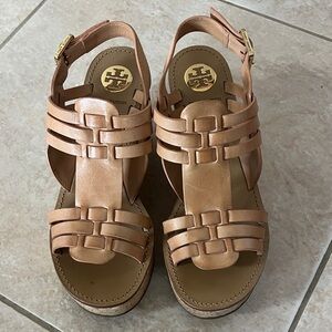 Tory Burch Woven Leather 8 1/2 Sandals in Tan